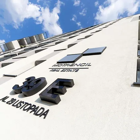 Family 3 Bedroom Listopada With Parking & Balcony By Renters Prestige *